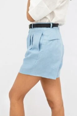 French Riviera Linen Mom Shorts | Summer House 9 French Riviera Linen Mom Shorts | Summer House -Women Clothing Store 1 people french riviera nce mom shorts sommerhus 30625439055985