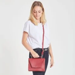 Hybrid Maxi Versatile Vegan Leather Crossbody | Red -Women Clothing Store MODELOFICHAMaxiR5