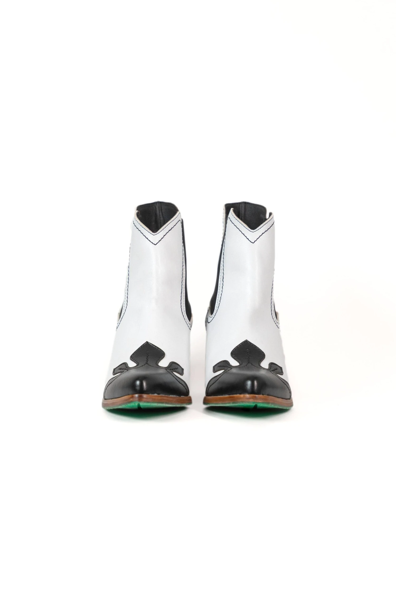 Duke Vegan Apple Leather Chelsea Boots | Black & White 7 Duke Vegan Apple Leather Chelsea Boots | Black & White - Image 5