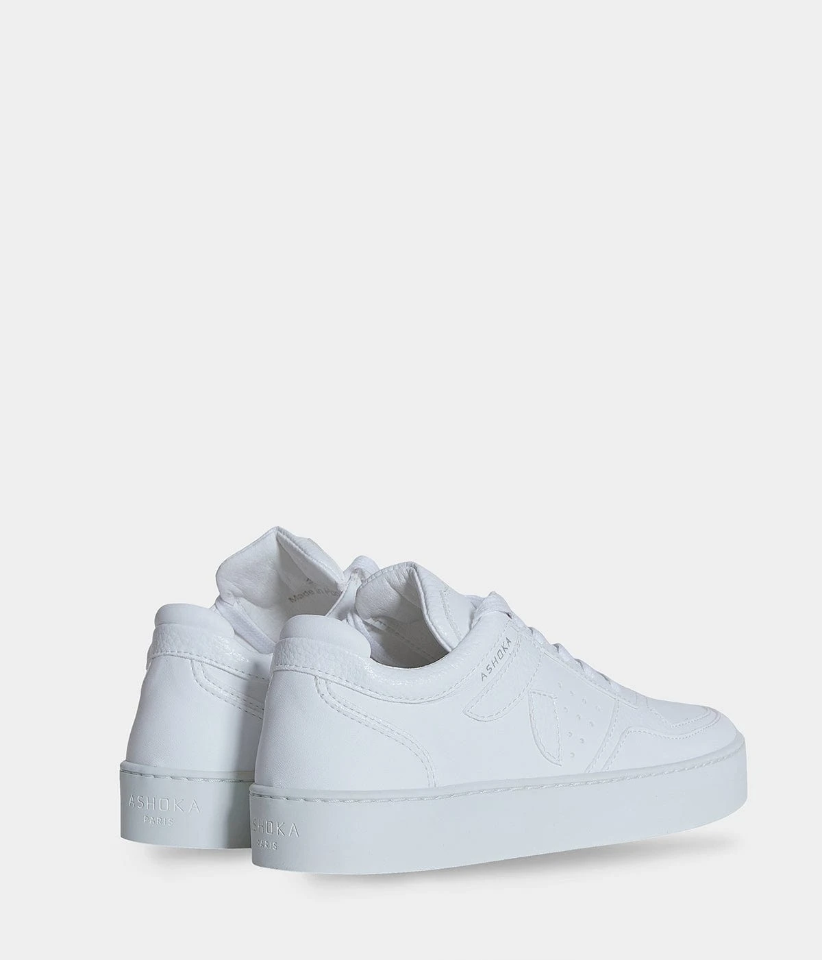 Mateo Unisex Biosourced & Recycled Low Trainers | White 7 Mateo Unisex Biosourced & Recycled Low Trainers | White - Image 5