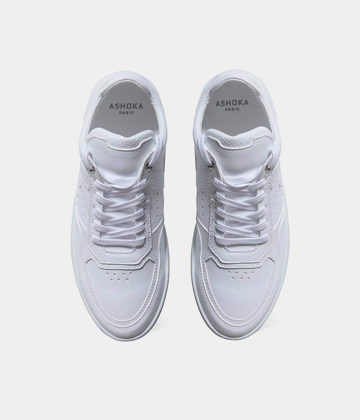 Mateo Unisex Biosourced & Recycled Low Trainers | White 9 Mateo Unisex Biosourced & Recycled Low Trainers | White - Image 7