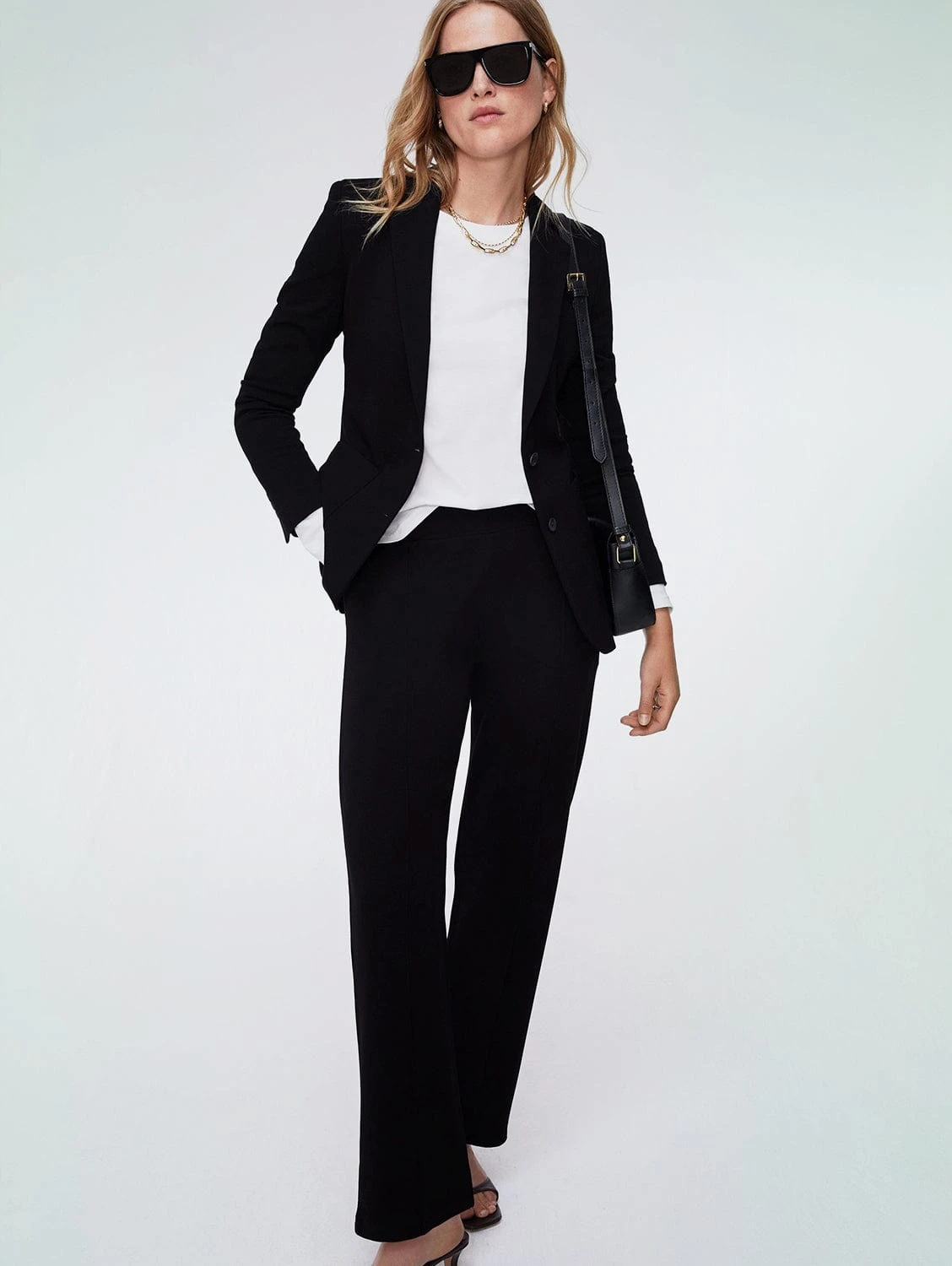 Marian LENZING™ ECOVERO™Trousers| Caviar Black 3 Marian LENZING™ ECOVERO™Trousers| Caviar Black