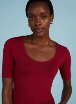Baukjen Essential LENZING™ ECOVERO™ Scoop Top | Berry -Women Clothing Store baukjen baukjen essential scoop top with lenzing ecovero 30722553970801