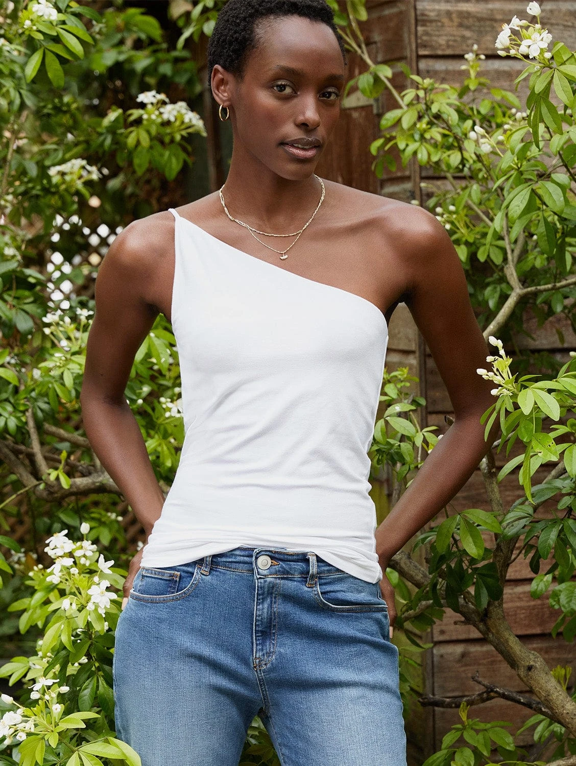 Niecy LENZING™ ECOVERO™ Top | Pure White 3 Niecy LENZING™ ECOVERO™ Top | Pure White