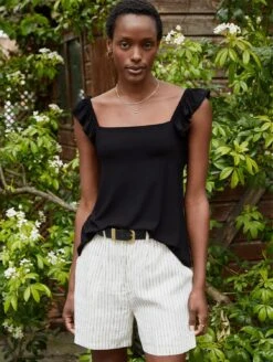 Loretta Linen Shorts | White Stripe