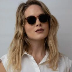 Alba Sustainable Bio-Acetate Sunglasses | Caramel -Women Clothing Store bird eyewear alba caramel small 29686526738545