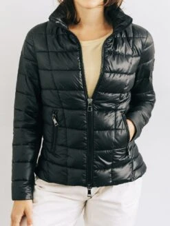 Faraday Recycled Vegan Puffer Jacket | Cosmic Black