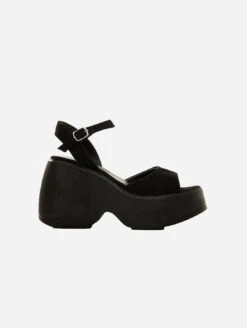 Barb Womens' Wedges | Black