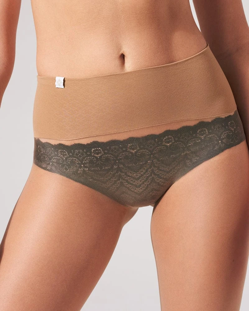 The Nude | Vivid Champagne 7 The Nude | Vivid Champagne - Image 5