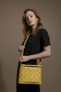 Baby Bella Woven Vegan Leather Crossbody Bag | White -Women Clothing Store la bante bella white vegan mini crossbody bag 29109146648689