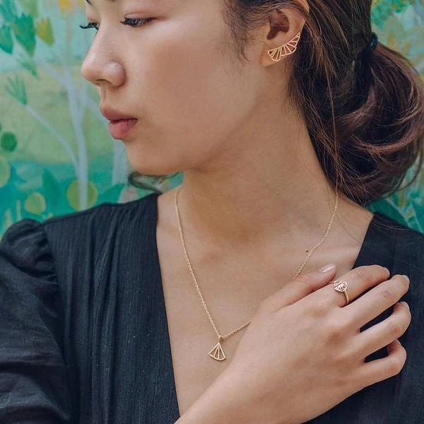 Wedge 925 Sterling Silver Fan Necklace | 24ct Gold Plated 4 Wedge 925 Sterling Silver Fan Necklace | 24ct Gold Plated - Image 2