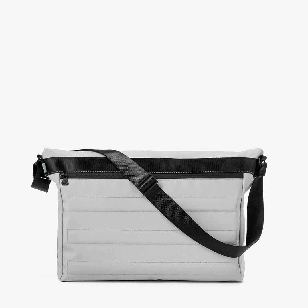 Augusto Recycled PET Waterproof Messenger Bag | Platinum 5 Augusto Recycled PET Waterproof Messenger Bag | Platinum - Image 3