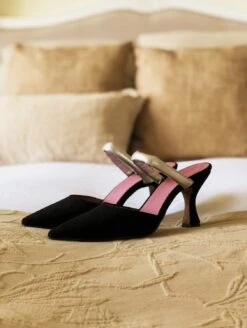 Lady Grace Vegan Heeled Pumps | Black