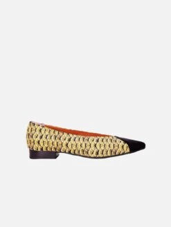 Salmon Vegan Recycled PET Ballerinas | Black & Gold